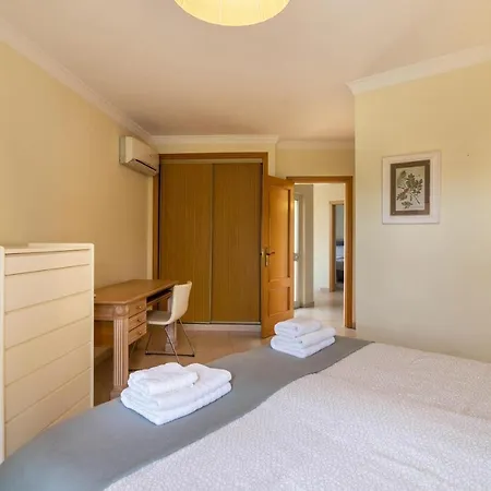 Вилла Townhouse Luna *