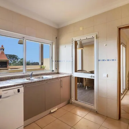 Townhouse Luna Вилла